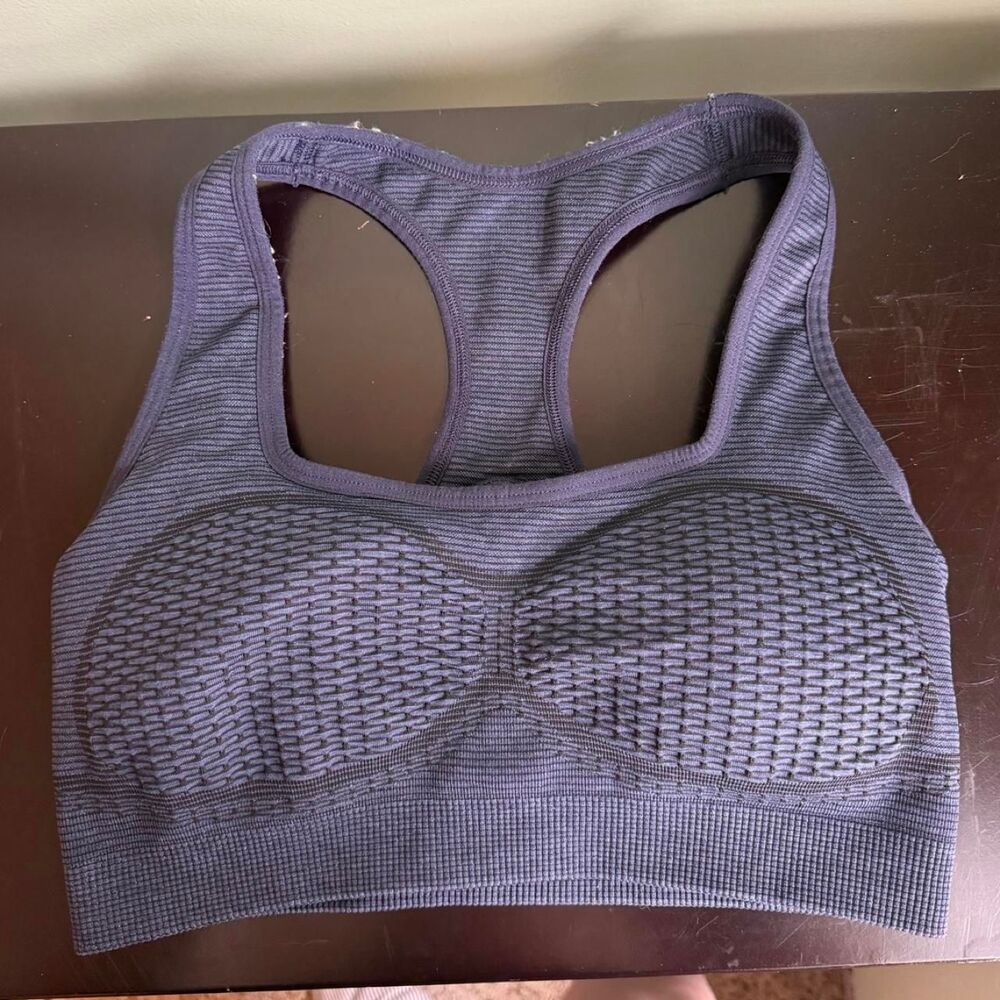 Gymshark Women's Black and Navy Bra